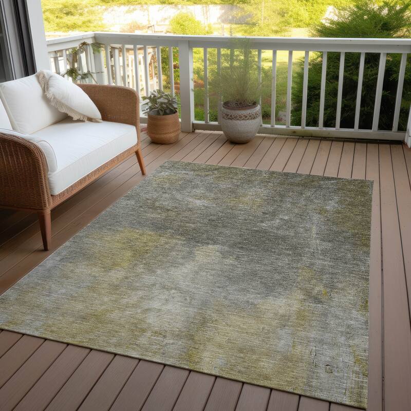 Machine Washable Indoor/ Outdoor Ombre Solid Chantille Rug