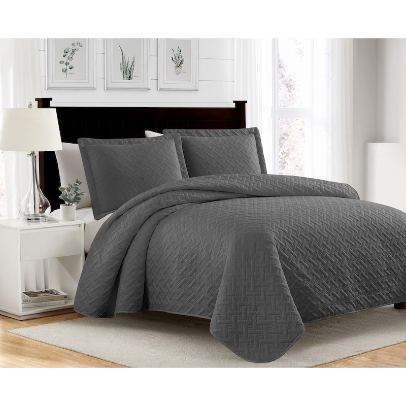 Bella Geometric Embossed Quilt - CHARCOAL - Queen