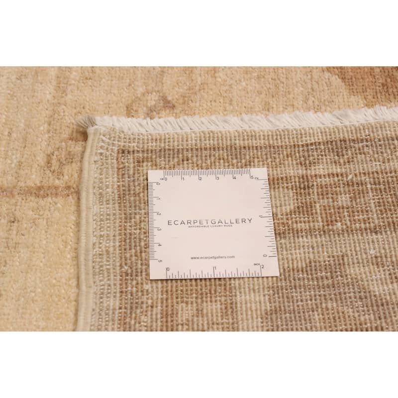 ECARPETGALLERY Hand-knotted Chobi Finest Cream Wool Rug - 5'9 x 6'6