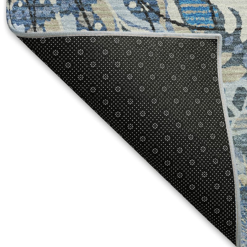 Machine Washable Indoor/ Outdoor Traditional Pinwheel Chantille Rug