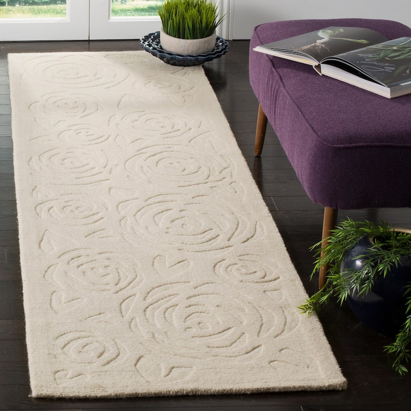 Martha Stewart by SAFAVIEH, Block Print Rose Handmade Wool Area Rug - 2'3" x 8' Runner - Glass Of Milk