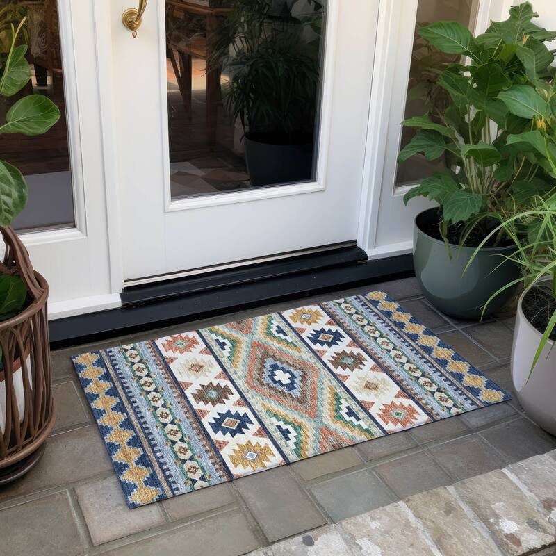 Machine Washable Indoor/ Outdoor Modern Ottawa Chantille Rug - Navy - 1'8" x 2'6"