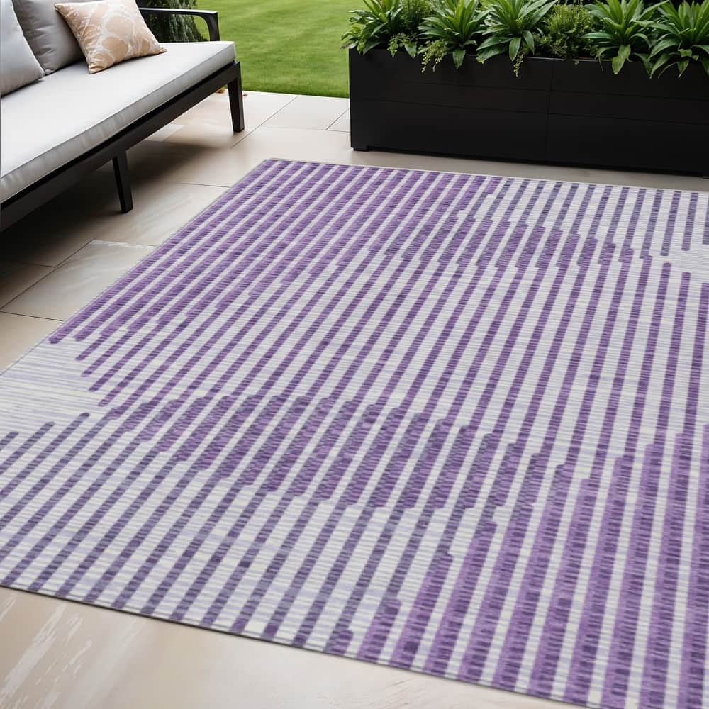 HomeRoots Geometric Transitional Rectangle Outdoor Rug