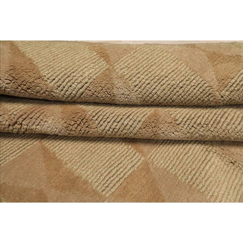 5'9''x9 Hand Knotted Wool Moss Tibetan Modern & Contemporary Loop n cut pile Rug - 5' 9'' x 9'