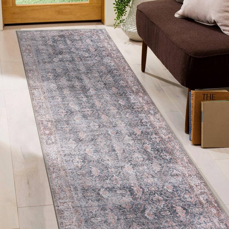 World Rug Gallery Vintage Inspired Bordered Machine Washable Area Rug - 2' 6" x 7' - Runner
