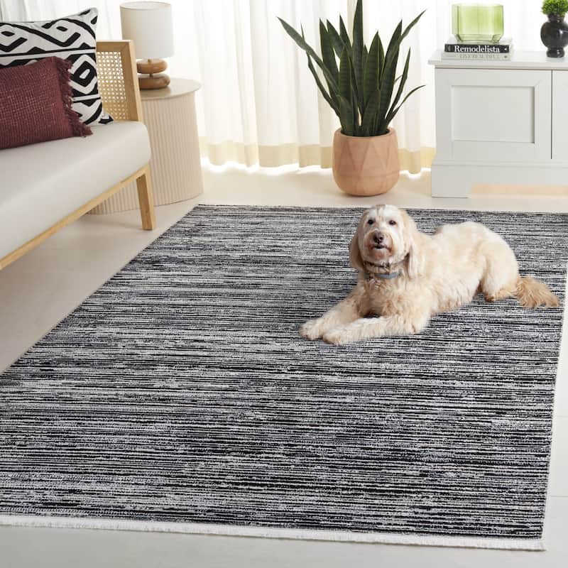 SAFAVIEH Mila Hansina Modern & Contemporary Rug