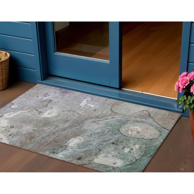 HomeRoots Abstract Transitional Rectangle Outdoor Rug - 3' x 5'