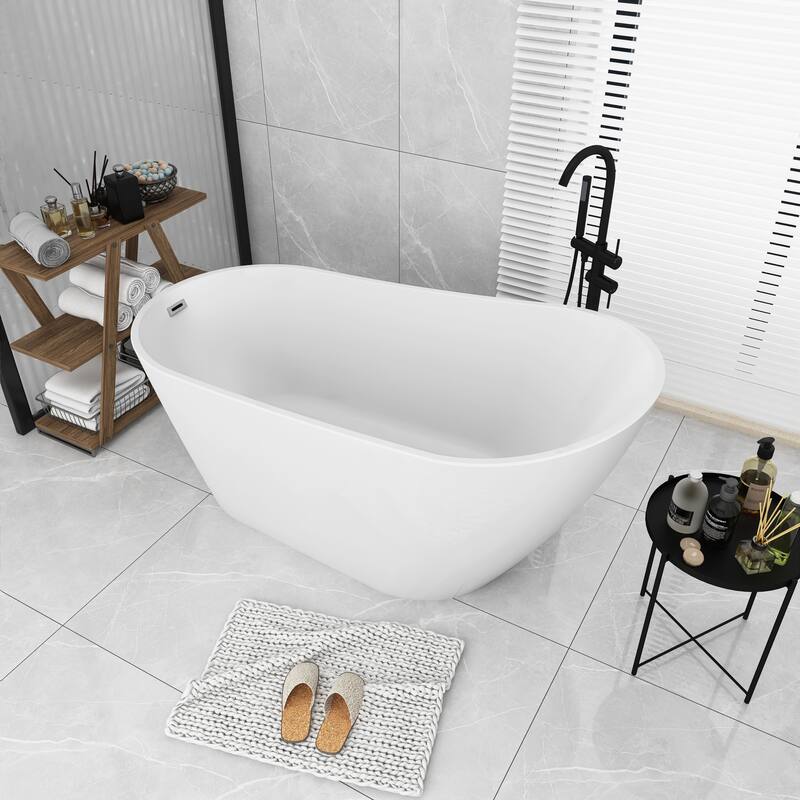 Acrylic Freestanding Flatbottom Soaking Bathtub in Glossy White