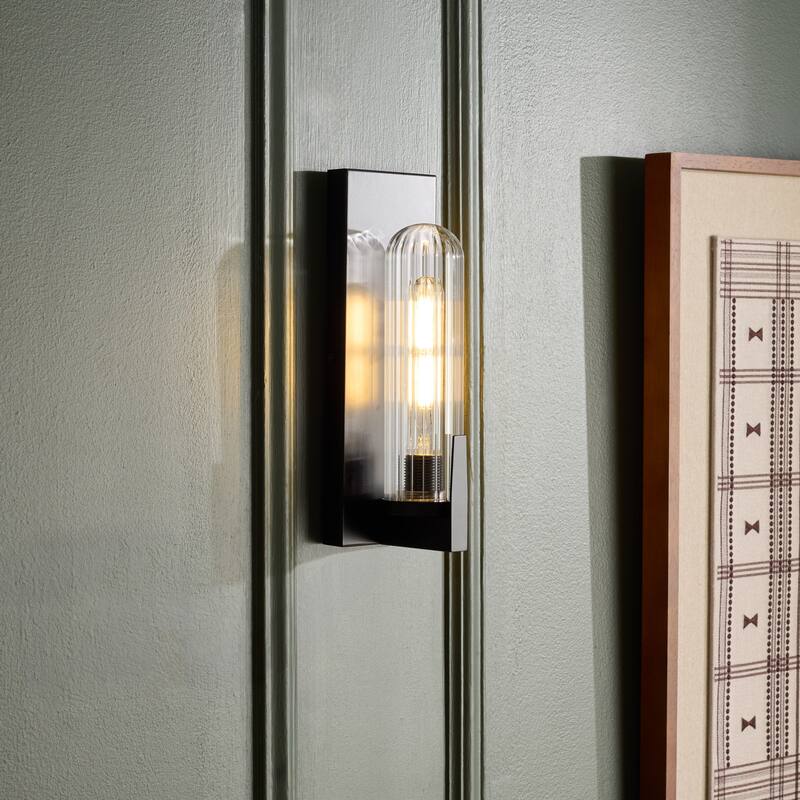 SAFAVIEH Couture Nicola, 5-inch, Metal/Glass Wall Sconce (Set of 2) - 4"W x 5"D x 13"H