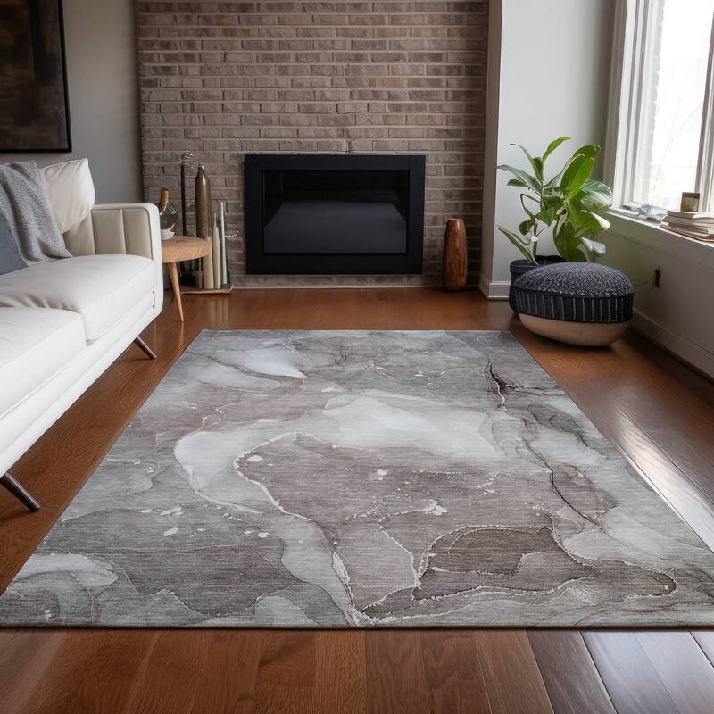 Machine Washable Indoor/ Outdoor Abstract Chantille Rug
