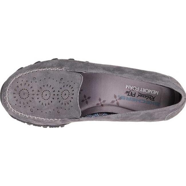relaxed fit skechers memory foam womens