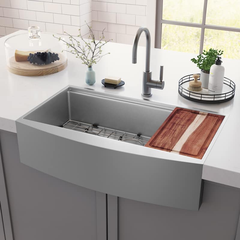 Santa Cruz Apron-Front Farmhouse Single Bowl 31 in. Workstation Sink with Accessories