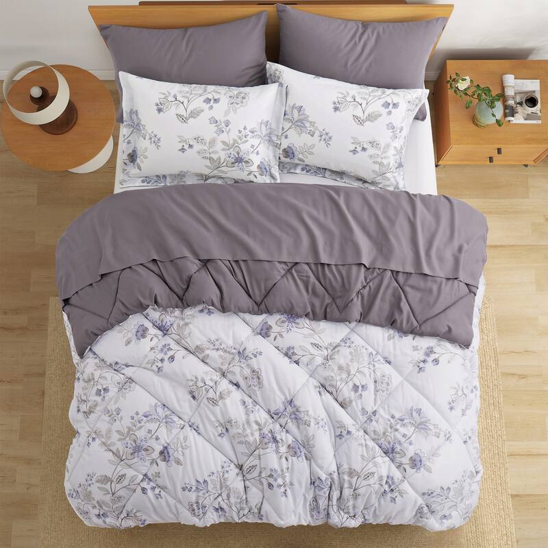 All Season Floral Printed Reversible 7-Piece Bed in a Bag With Sheet Set
