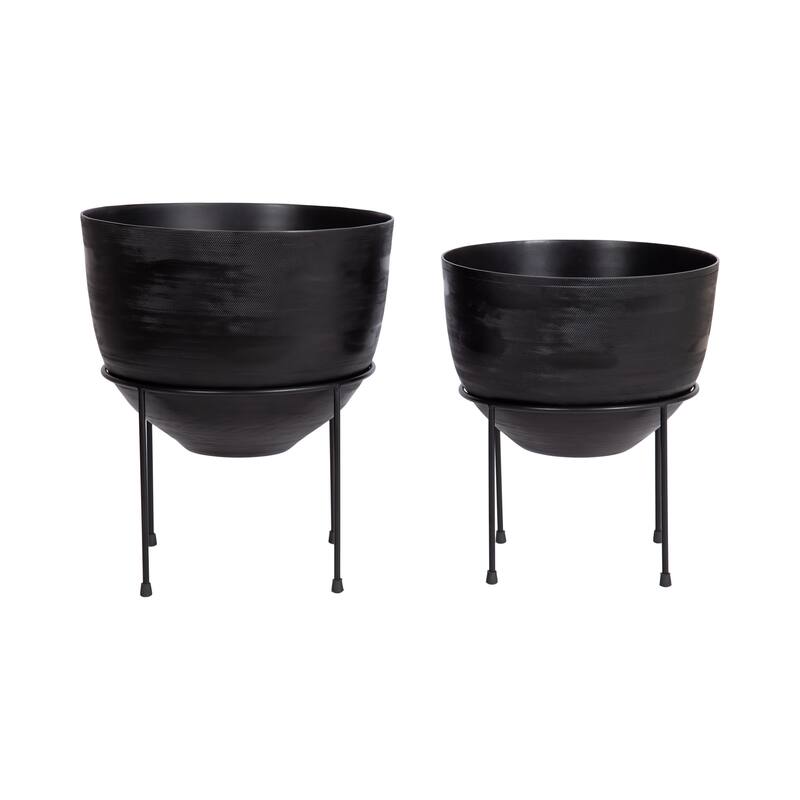 Kate and Laurel Navara Freestanding Planter Set
