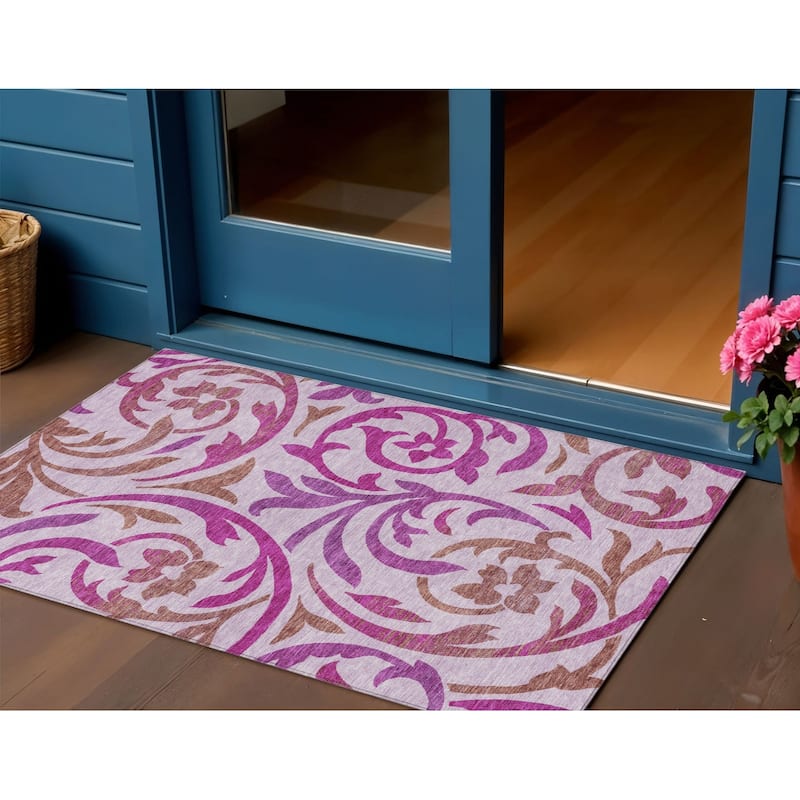 HomeRoots Floral Transitional Rectangle Outdoor Rug - 3' x 5'