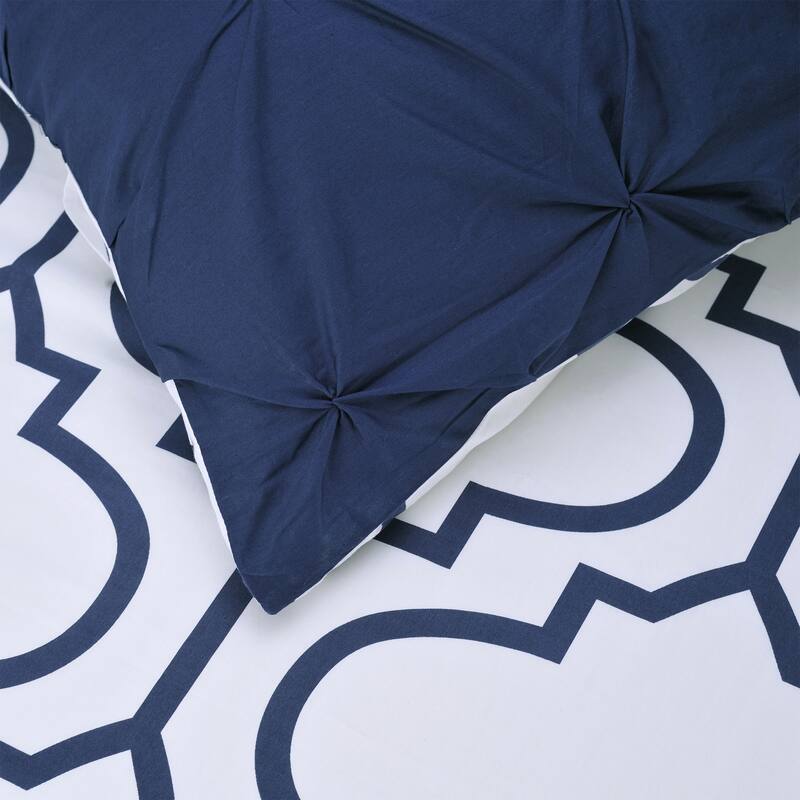 Superior Valencia Pinched Reversible Cotton Duvet Cover Set