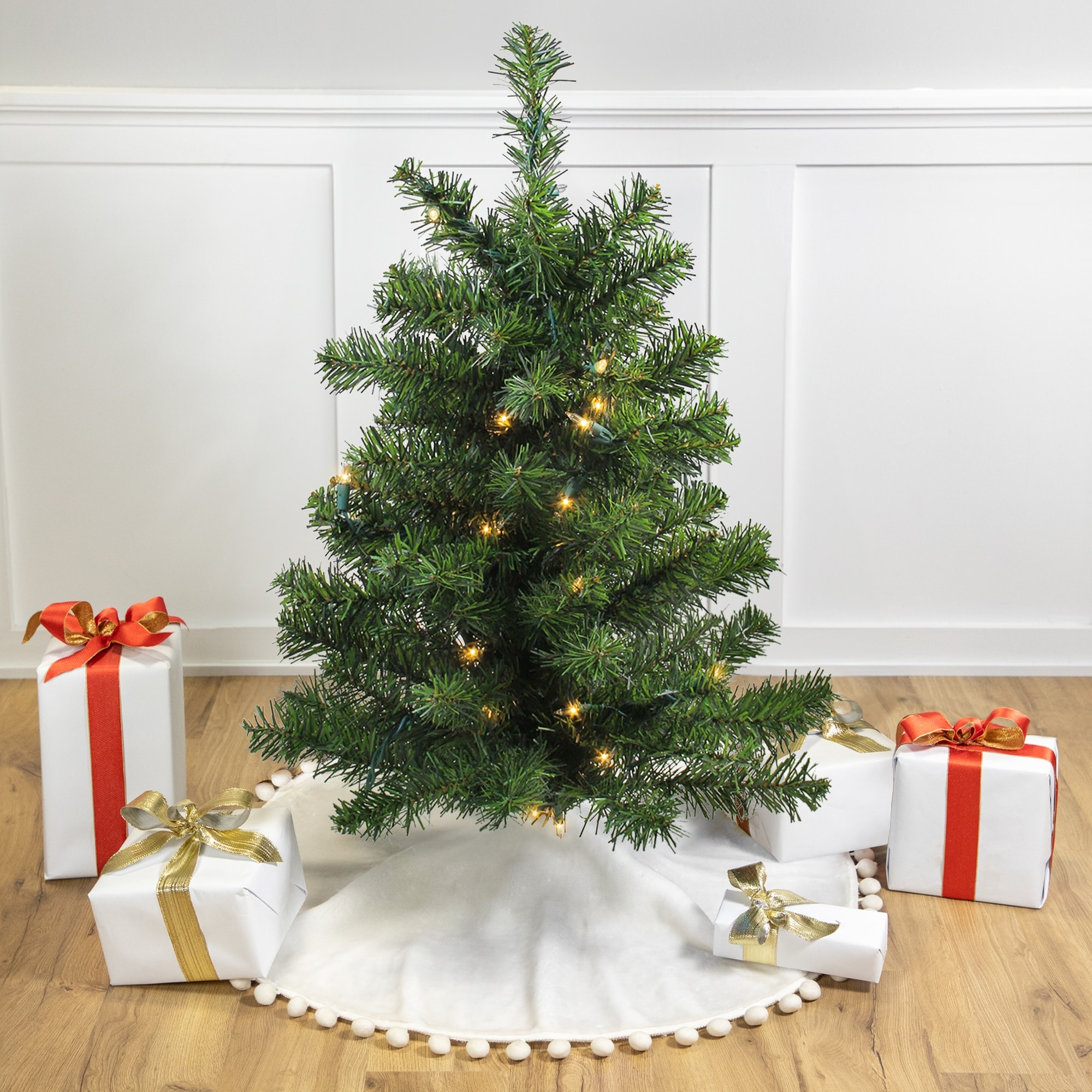 Pre-Lit Full Canadian Pine Artificial Christmas Tree 3' Clear Lights - 3 Foot