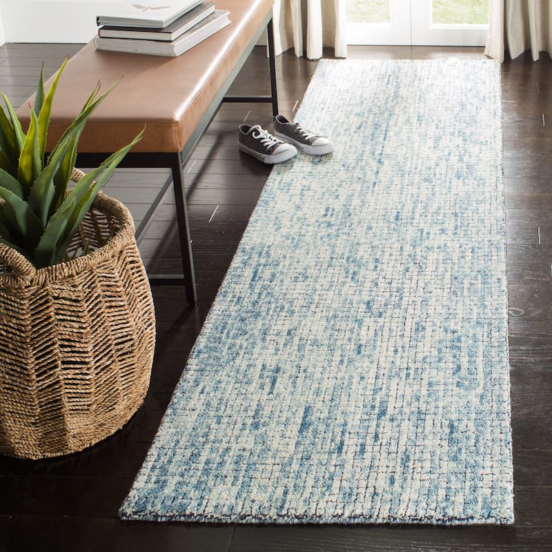SAFAVIEH Handmade Abstract Gulay Modern Wool Rug - 2'3" x 6' Runner - Ivory/Navy