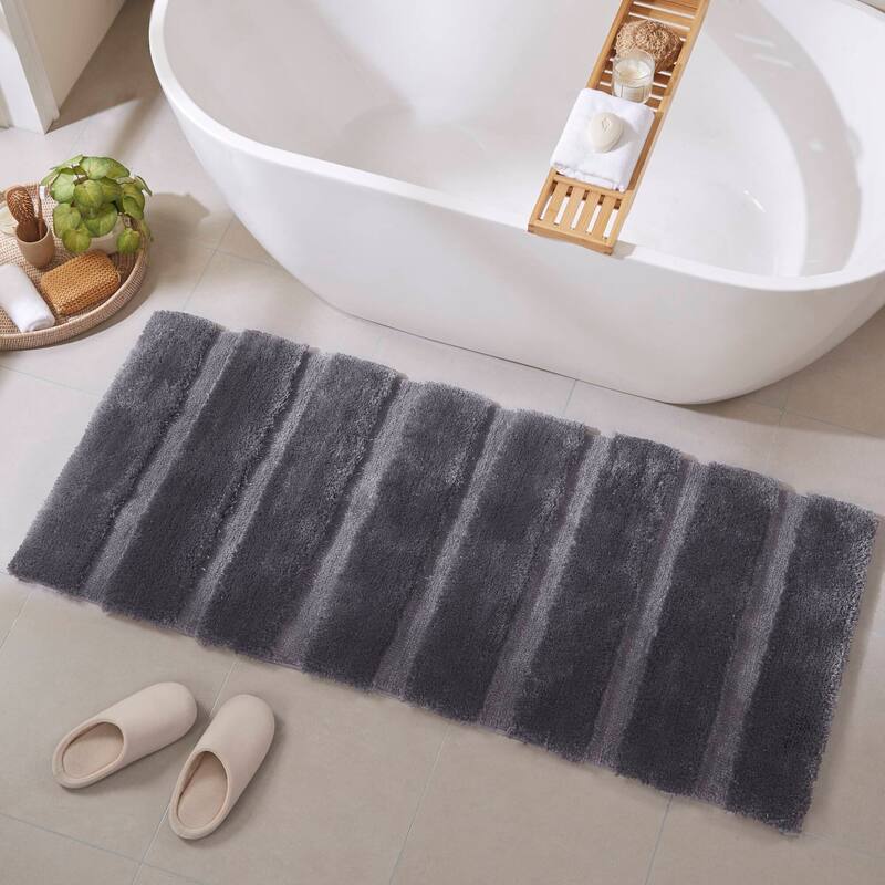Madison Park Tufted Pearl Channel Solid Bath Rug - 24x58" - Grey