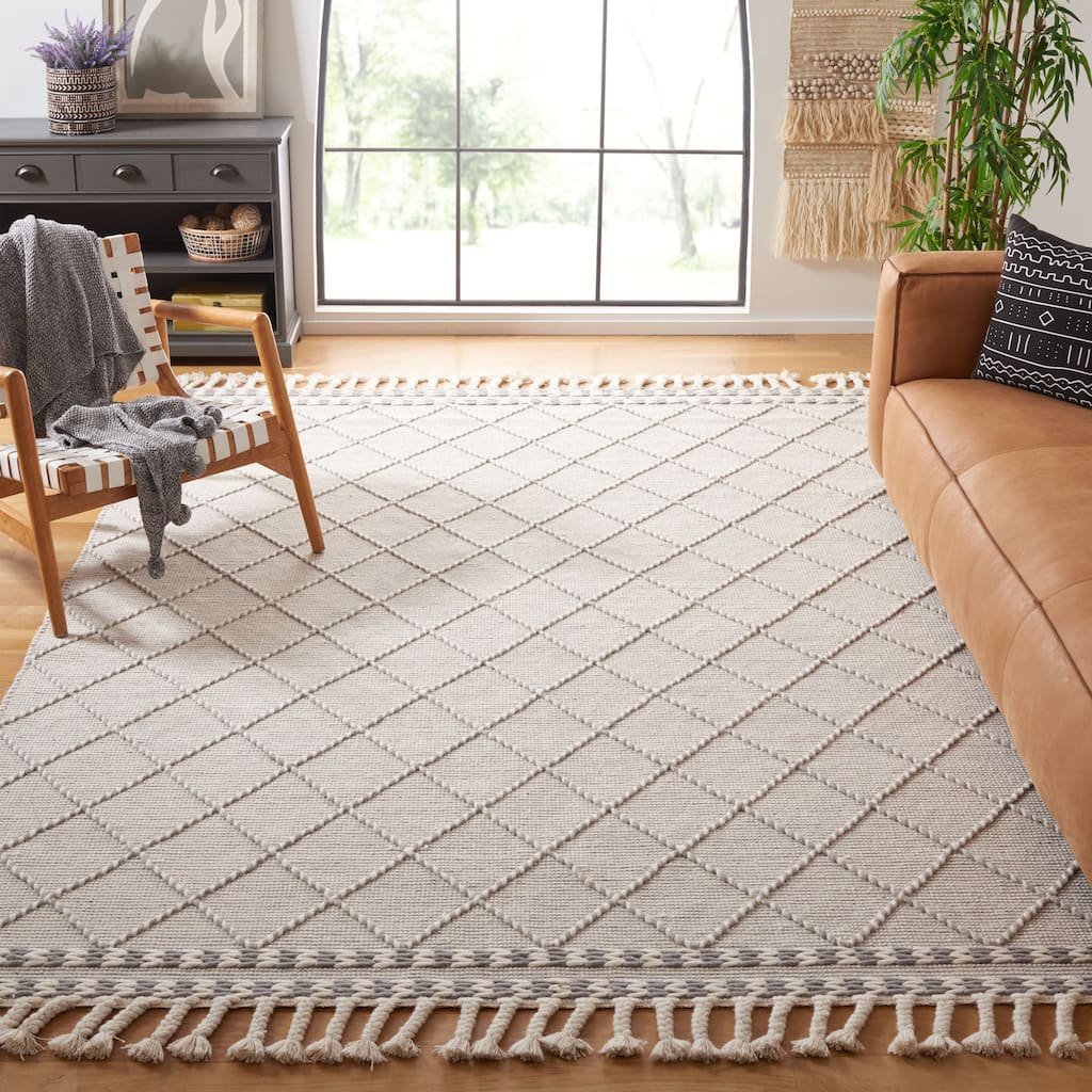 SAFAVIEH Handmade Vermont Mellisa Trellis Wool Tassel Rug