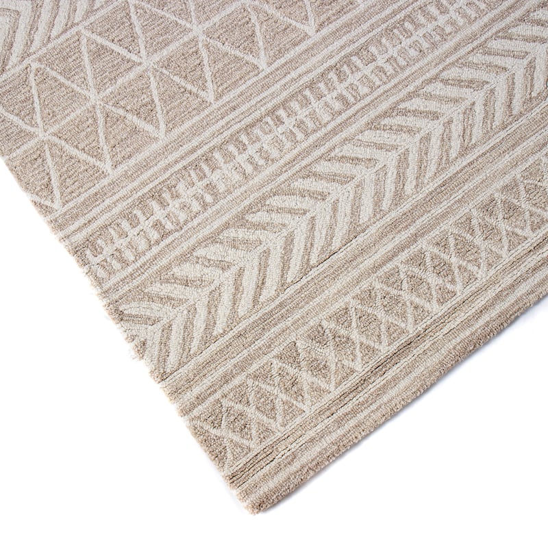Bashian Nuncio Transitional Hand Tufted Area Rug