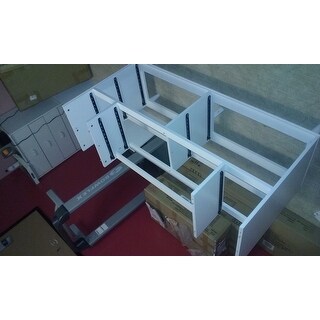 Carson Carrington Christian 8-drawer Dresser