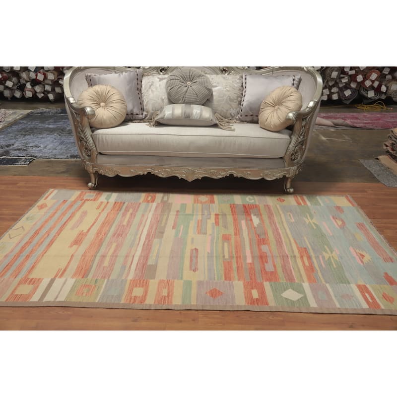 Hand Woven Southwestern Wool Multi-Colored Geometric Area Rug - 8' 1'' X 4' 11''