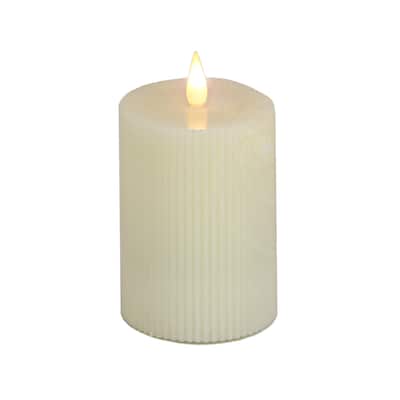 HGTV Home Collection 7 in Georgetown Real Motion Flameless Candle With Remote, Ivory, LED - 7 in