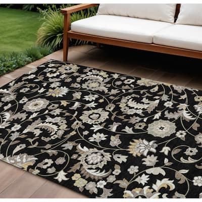 HomeRoots Floral Transitional Rectangle Outdoor Rug