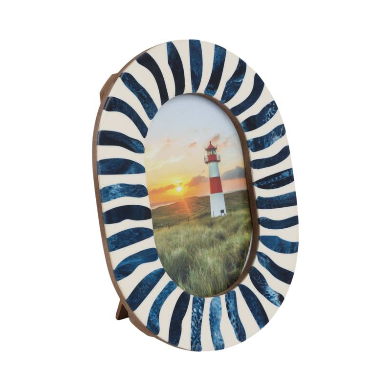 Resin Oval Picture Frames Bold Striped Design for Wall Decor Accent
