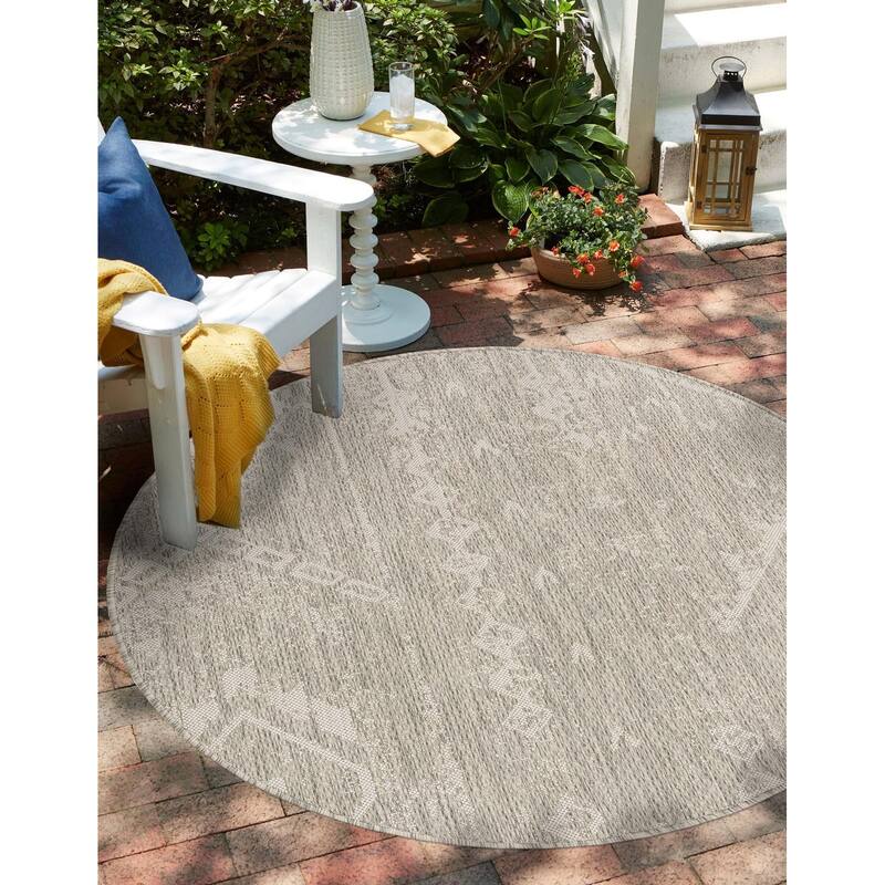 Outdoor Ogooplario Collection Area Rug - Gray - 6' Round