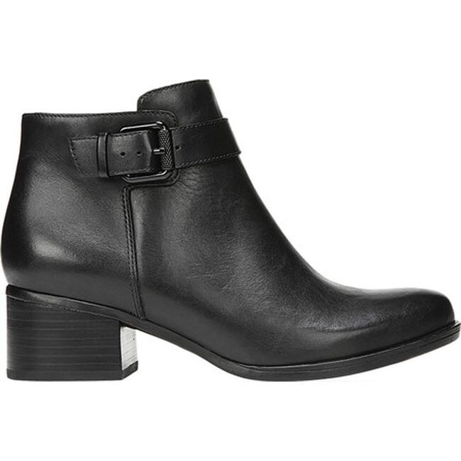 dora bootie naturalizer