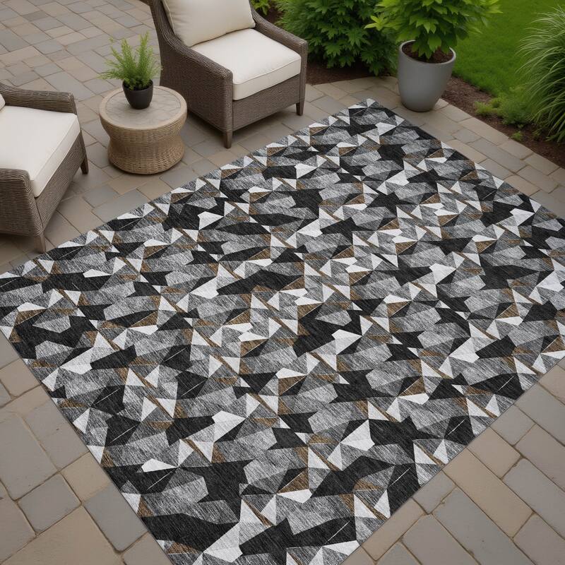 Machine Washable Indoor/ Outdoor Chic Hooper Chantille Rug