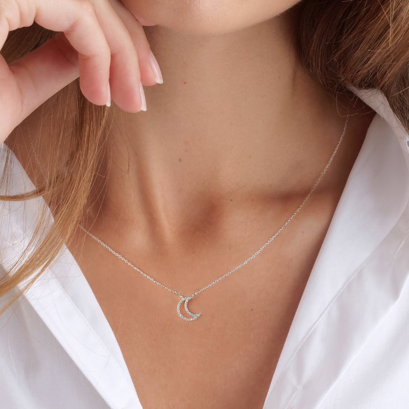 1/10ct Diamond Geometric Pendant Necklace in Silver for Women