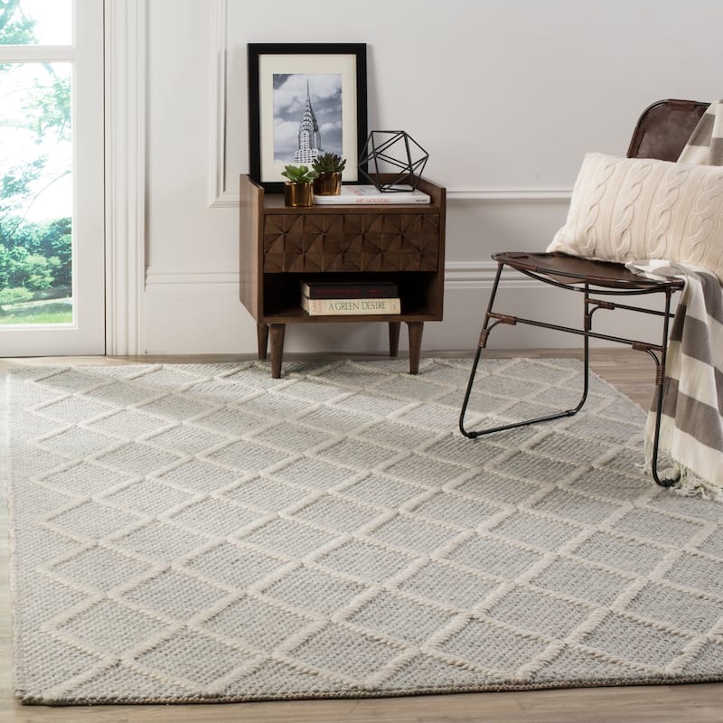 SAFAVIEH Handmade Natura Qiong Wool/ Viscose Trellis Rug - 12' x 15' - Silver/Ivory - Rectangle