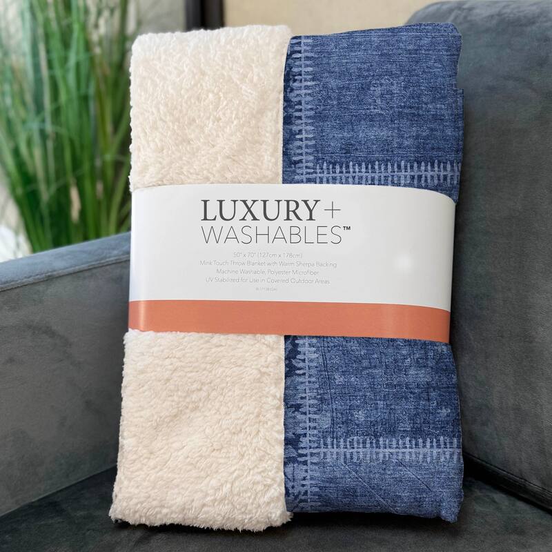 Premium Machine Washable Traditional Patchwork Sherpa Throw Blanket