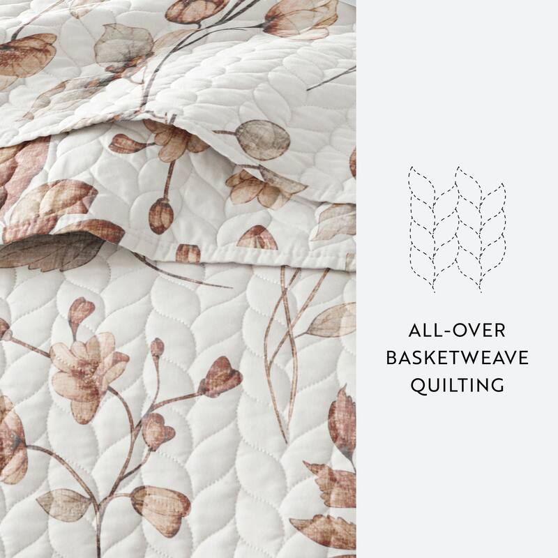 Becky Cameron All Season 3 Piece Patterned Quilt Set