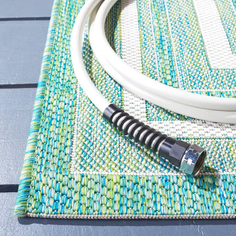 SAFAVIEH Courtyard Vickie Indoor/ Outdoor Waterproof Patio Backyard Rug