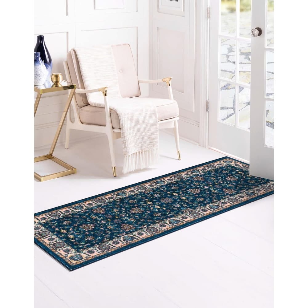 Traditional Leistesa Collection Area Rug