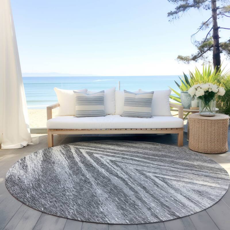Machine Washable Indoor/ Outdoor Chantille Modern Chevron Rug - Gray - 8' x 8'