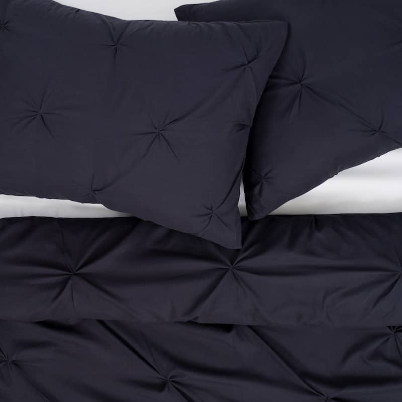 Luxury 3-piece Pinch Pleat Duvet Cover and Sham Set