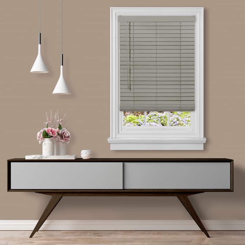 Cordless GII Madera Falsa 2" Faux Wood Blind