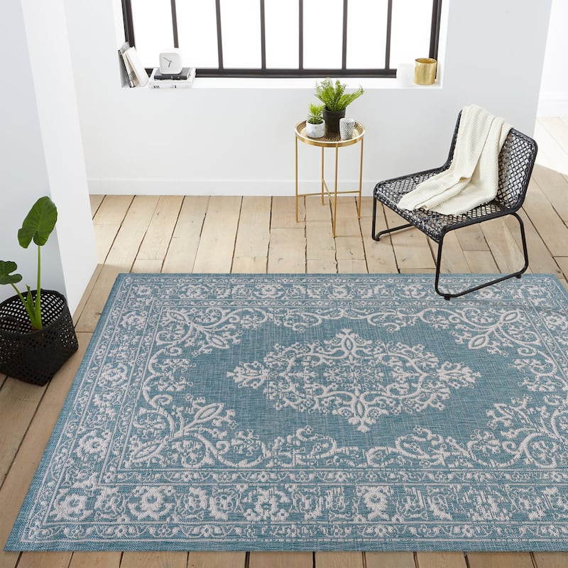 JONATHAN Y Tuscany Filigree Indoor/Outdoor Area Rug