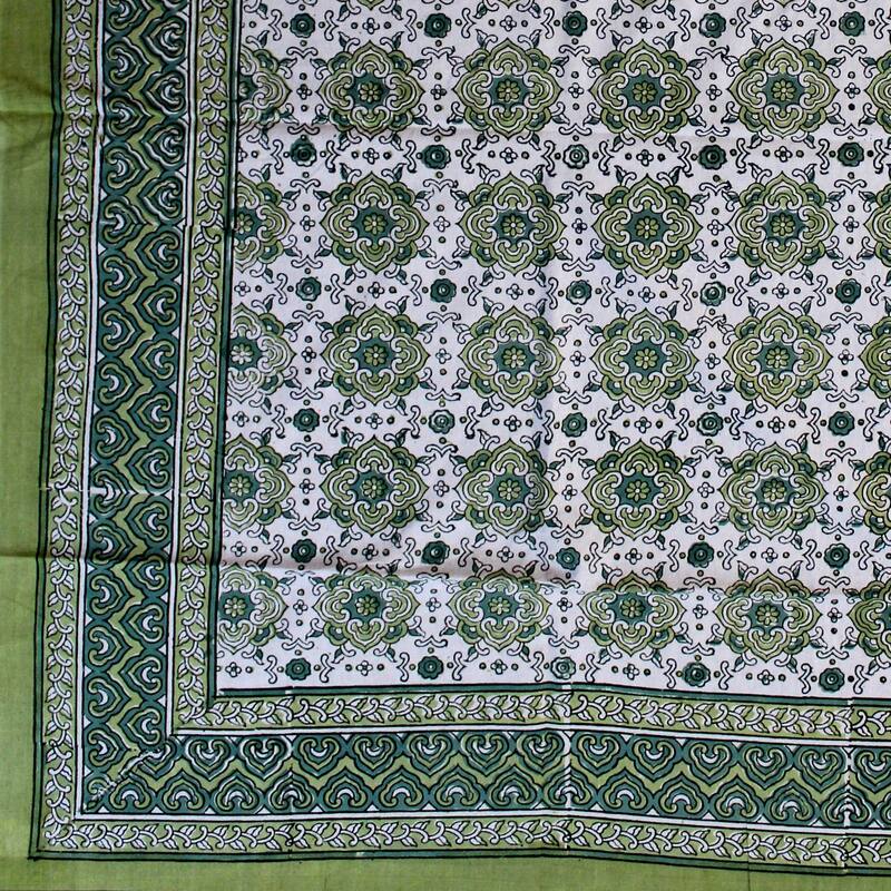 Cotton Pristine Floral Diamonds Tablecloth Rectangle