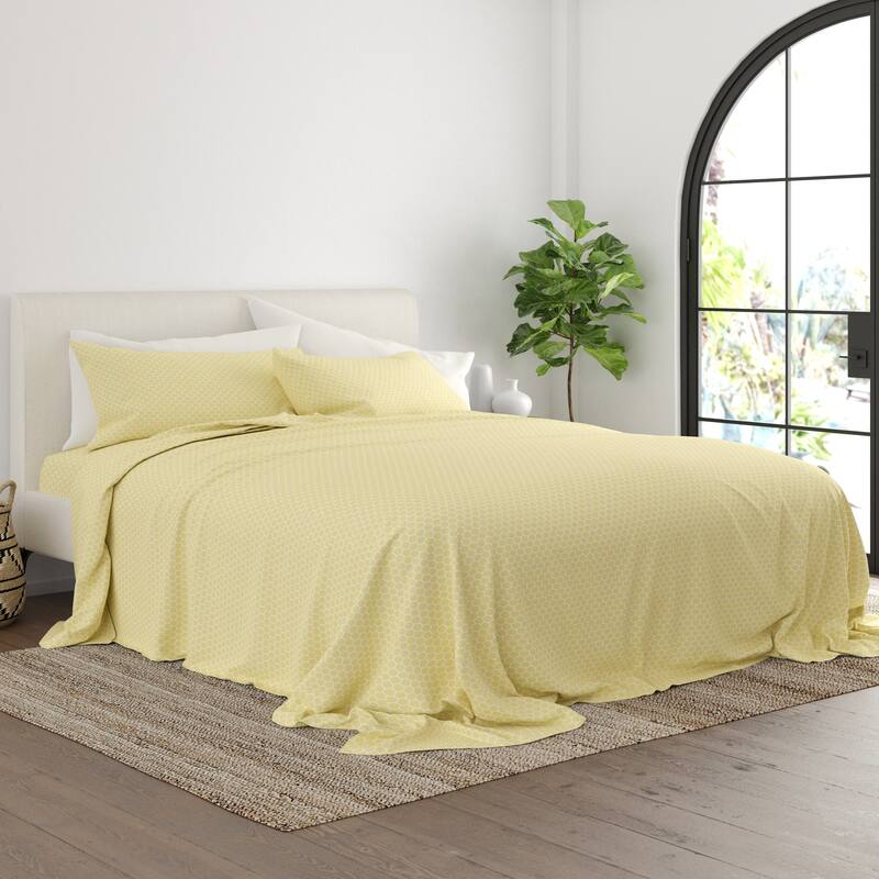 Becky Cameron Honeycomb Ultra-soft 4-piece Deep Pocket Bed Sheet Set