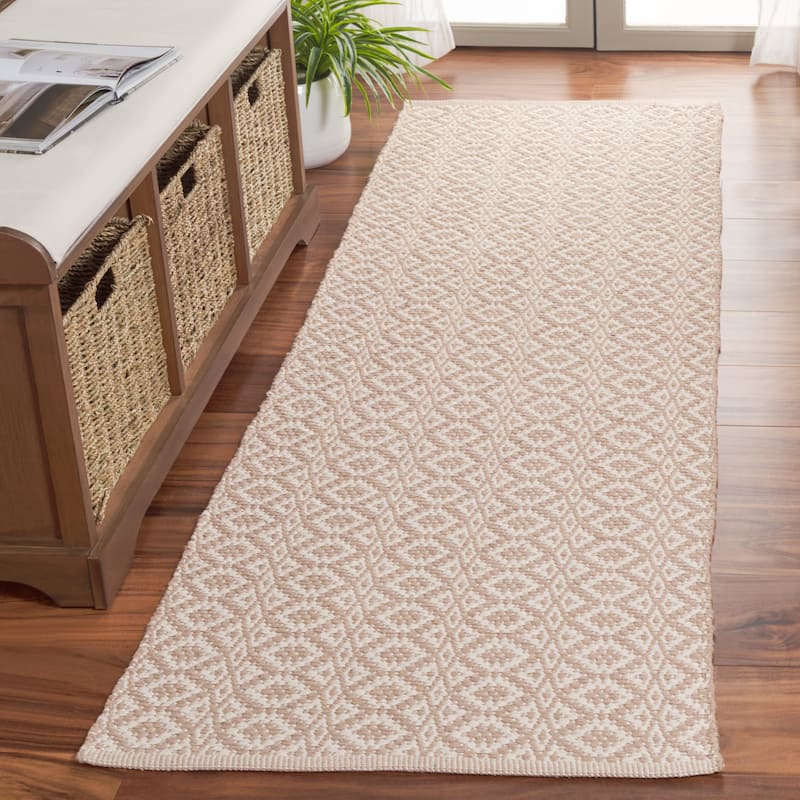 SAFAVIEH Handmade Flatweave Montauk Anky Casual Cotton Rug - 2'3" x 5' - Ivory/Beige