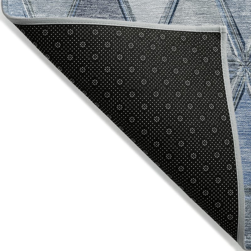 HomeRoots Geometric Transitional Rectangle Outdoor Rug