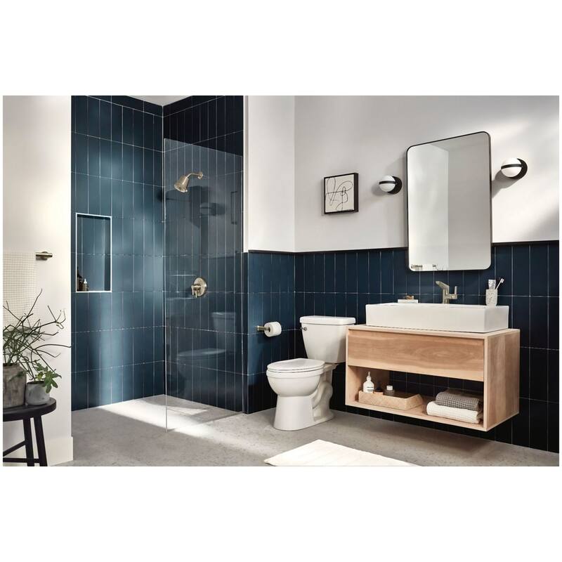 Delta Galeon Monitor 17 Series Dual Function Pressure Balanced Shower