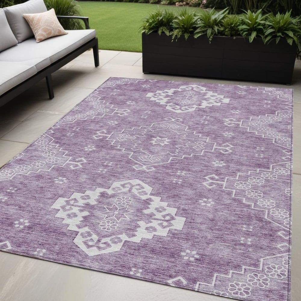HomeRoots Medallion Traditional Rectangle Outdoor Rug