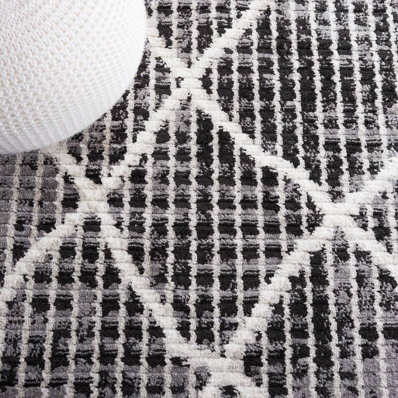SAFAVIEH Marrakech Ephrona Rustic Trellis Rug